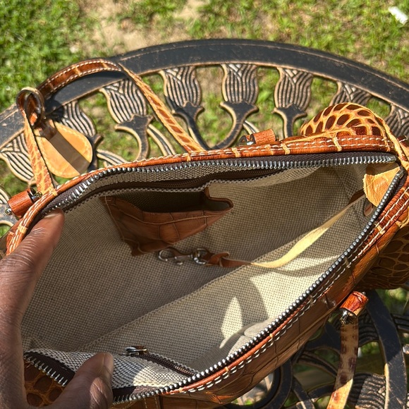 Dooney & Bourke Brown Crocodile Embossed Shoulder Bag - Picture 10 of 11